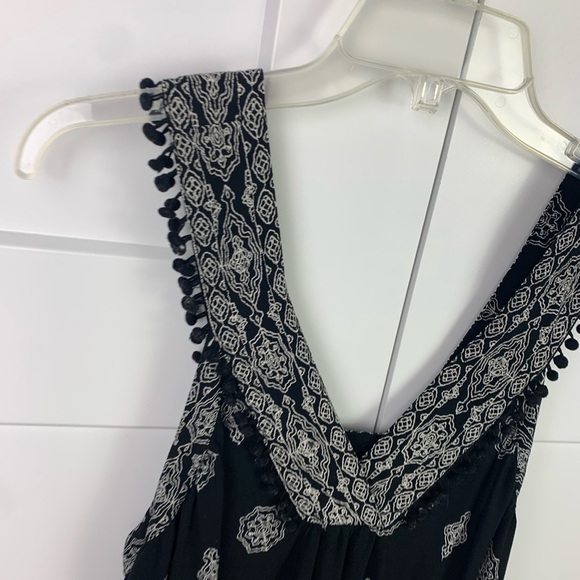LOFT black Boho Tank Top LARGE Pom Trim V Neck - Picture 3 of 7